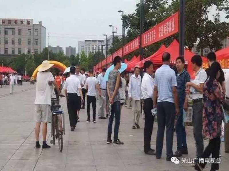 劳务派遣市场动态分析：机遇与挑战并存